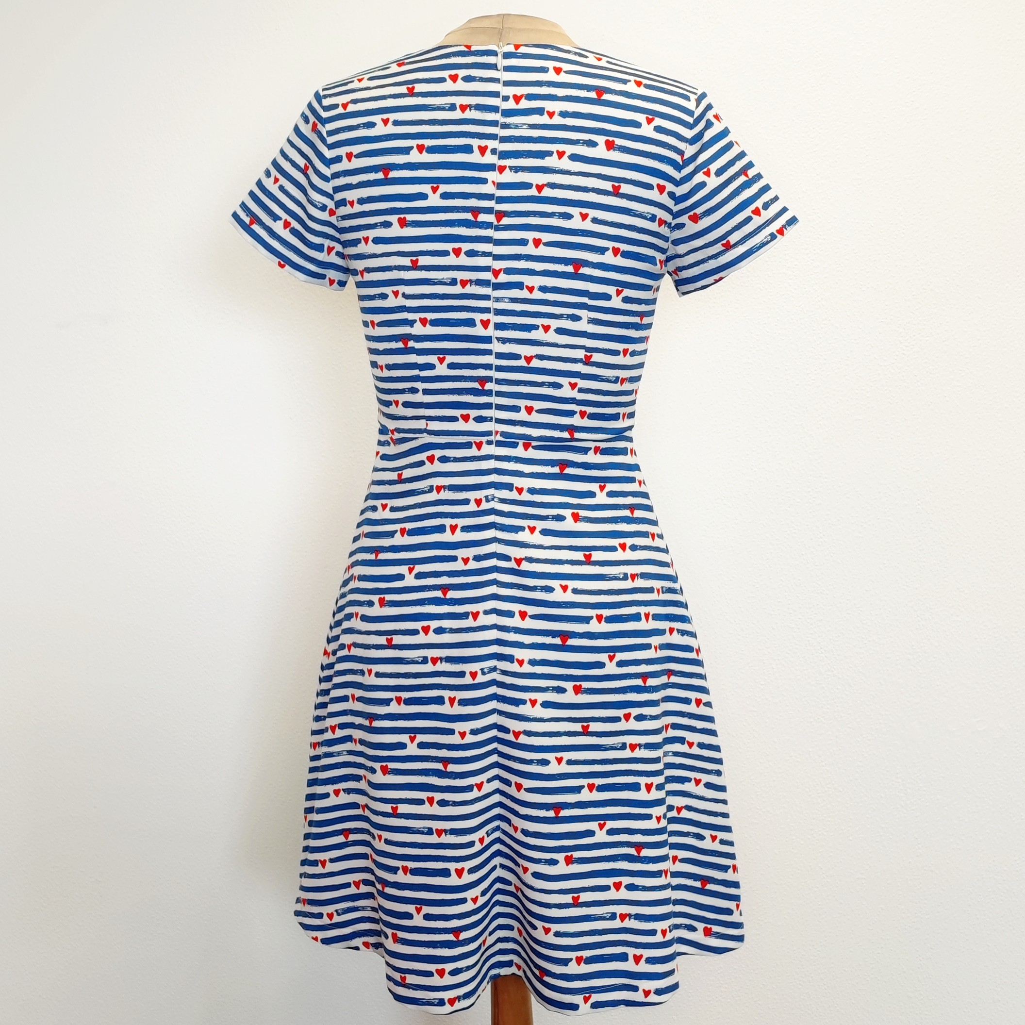 Voir photo 3 de MOLLY BRACKEN - Robe motif cœur - XS - Femme MOLLY BRACKEN - Robe motif cœur - XS - Femme Très bon état reconditionné photo 3
