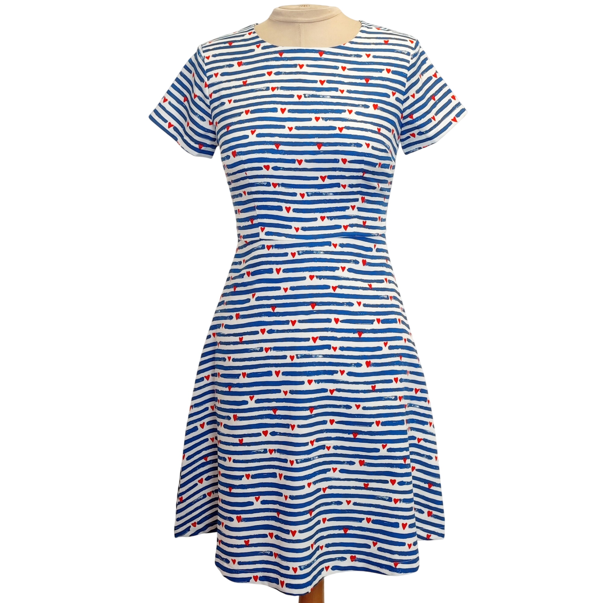 MOLLY BRACKEN - Robe motif cœur - XS - Femme Très bon état - 10,00 € MOLLY BRACKEN - Robe motif cœur - XS - Femme Très bon état reconditionné disponible sur Label Emmaüs