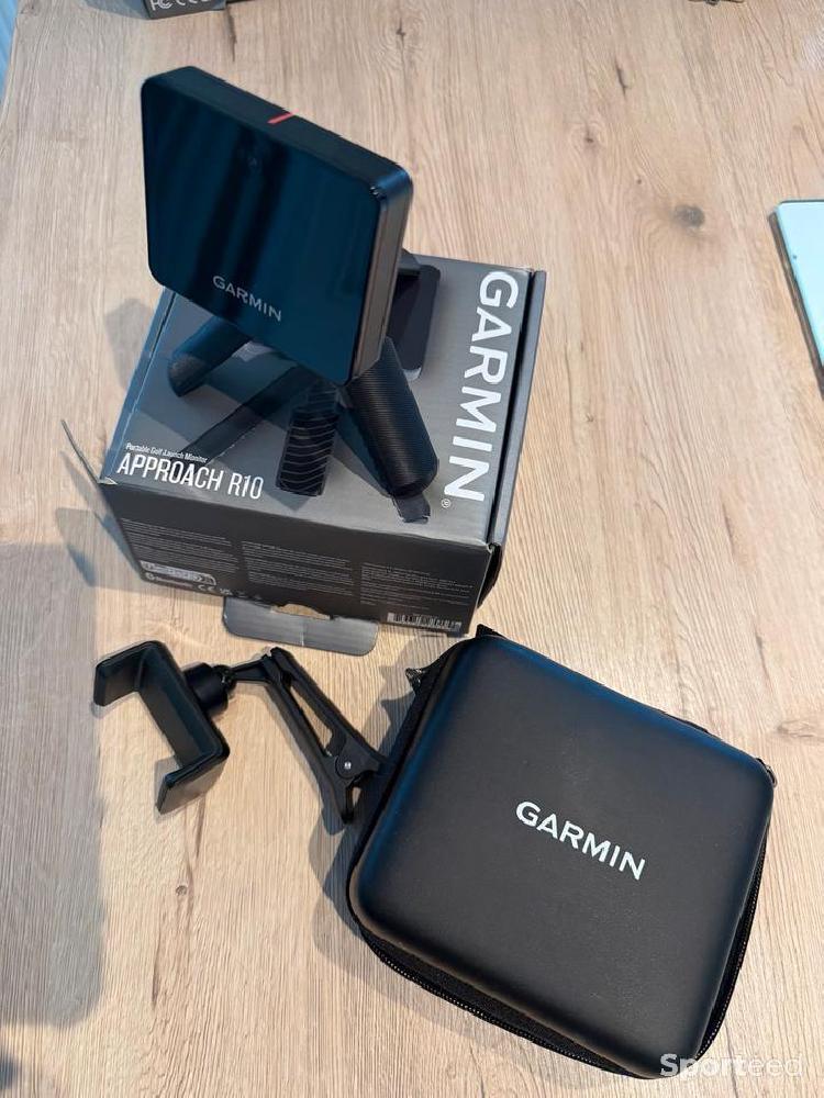 Moniteur de lancement Garmin R10 avec 1 capteur Garmin CT1 Très bon état Garmin reconditionné disponible sur Sporteed