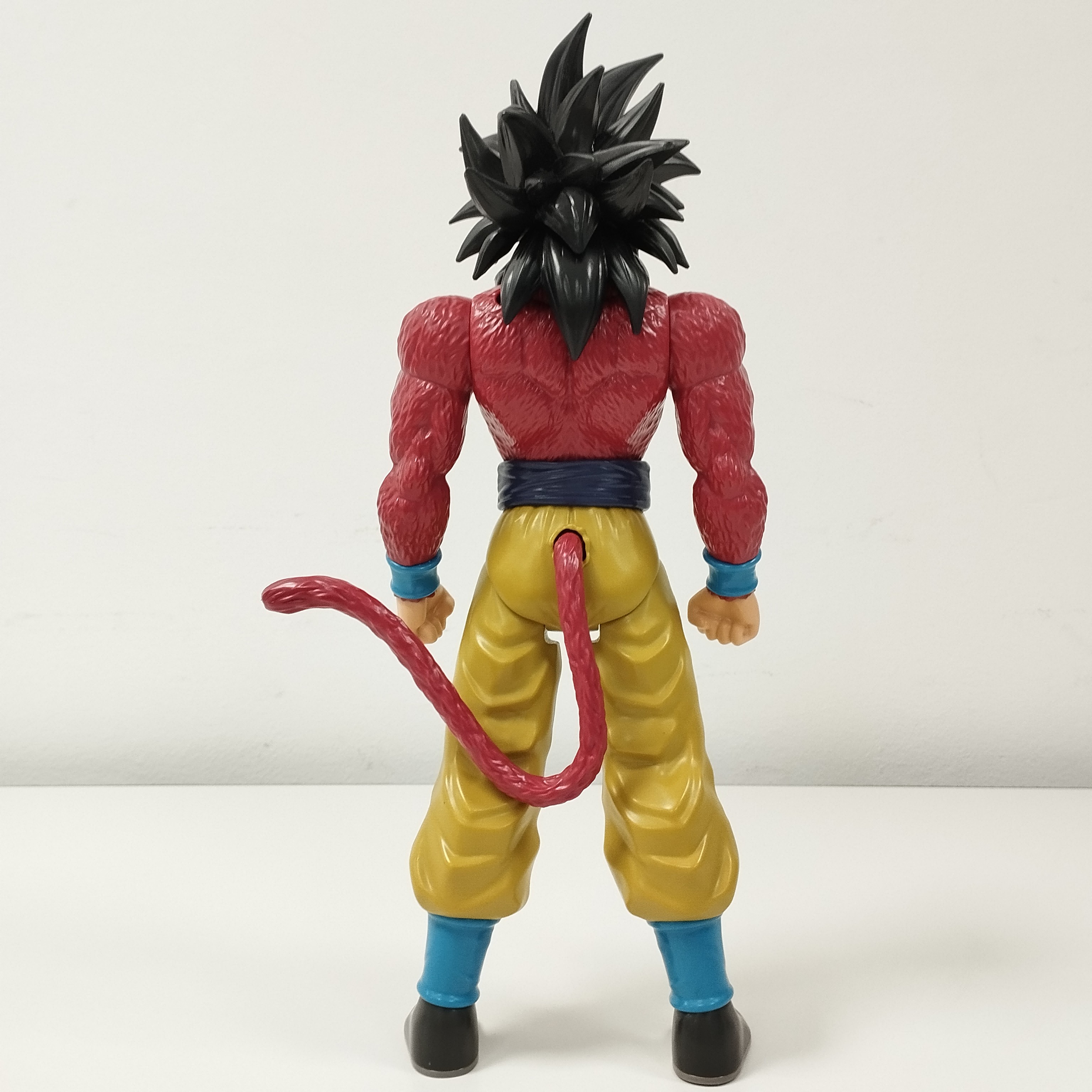Voir photo 6 de Monopoly Dragon Ball + Lot de 3 figurines Dragon Ball : Son Goku Super Saiyan 4 / Vegeta Super Saiyan / Cell First Form (Funko Pop!) Monopoly Dragon Ball + Lot de 3 figurines Dragon Ball : Son Goku Super Saiyan 4 / Vegeta Super Saiyan / Cell First Form (Funko Pop!) Très bon état reconditionné photo 6