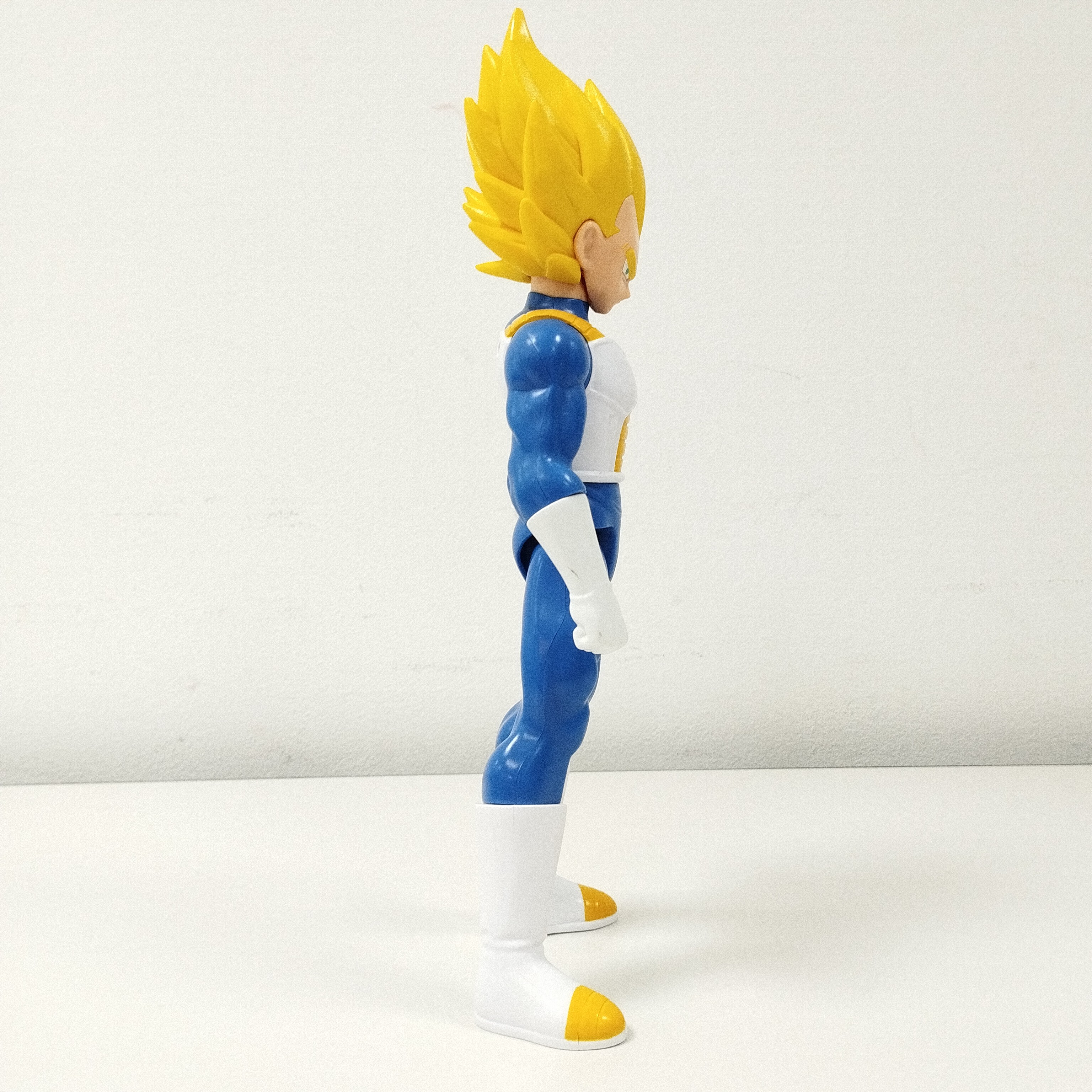 Voir photo 9 de Monopoly Dragon Ball + Lot de 3 figurines Dragon Ball : Son Goku Super Saiyan 4 / Vegeta Super Saiyan / Cell First Form (Funko Pop!) Monopoly Dragon Ball + Lot de 3 figurines Dragon Ball : Son Goku Super Saiyan 4 / Vegeta Super Saiyan / Cell First Form (Funko Pop!) Très bon état reconditionné photo 9