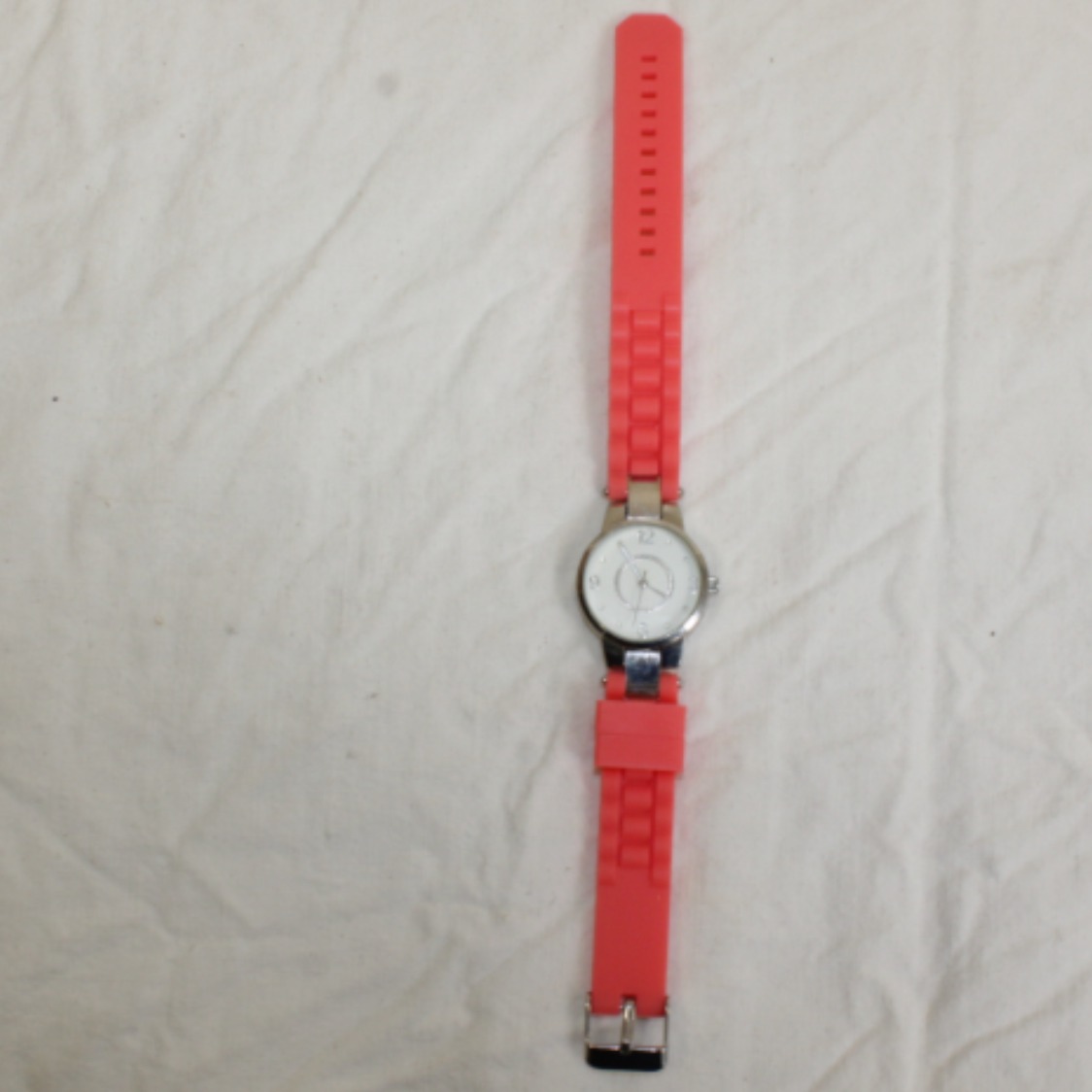 Voir photo 2 de Montre femme LDADPR Montre femme LDADPR Bon état reconditionné photo 2