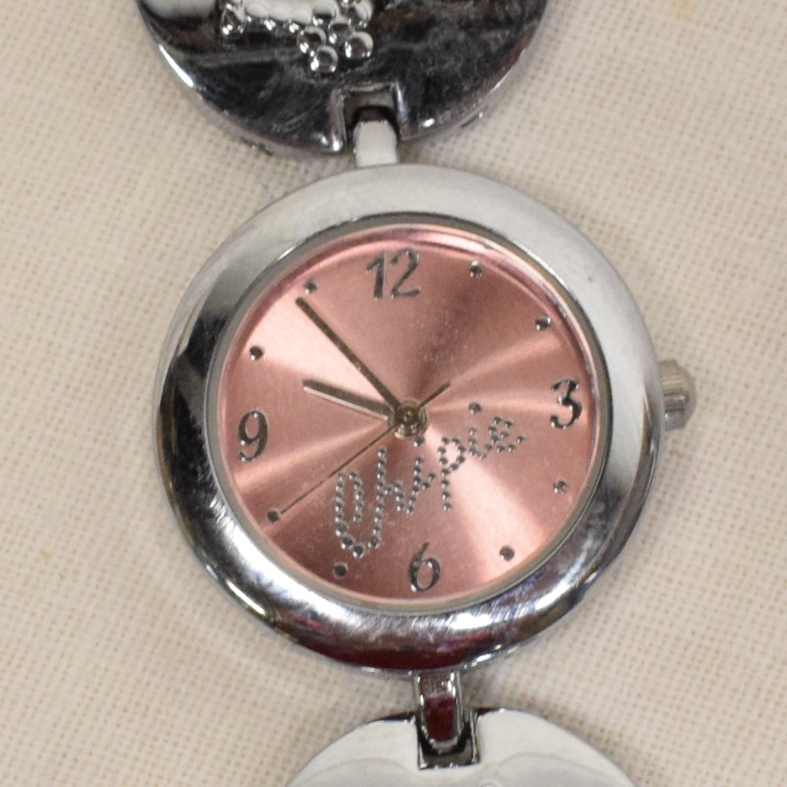 Voir photo 2 de Montre fille à quartz CHIPIE Montre fille à quartz CHIPIE Bon état reconditionné photo 2