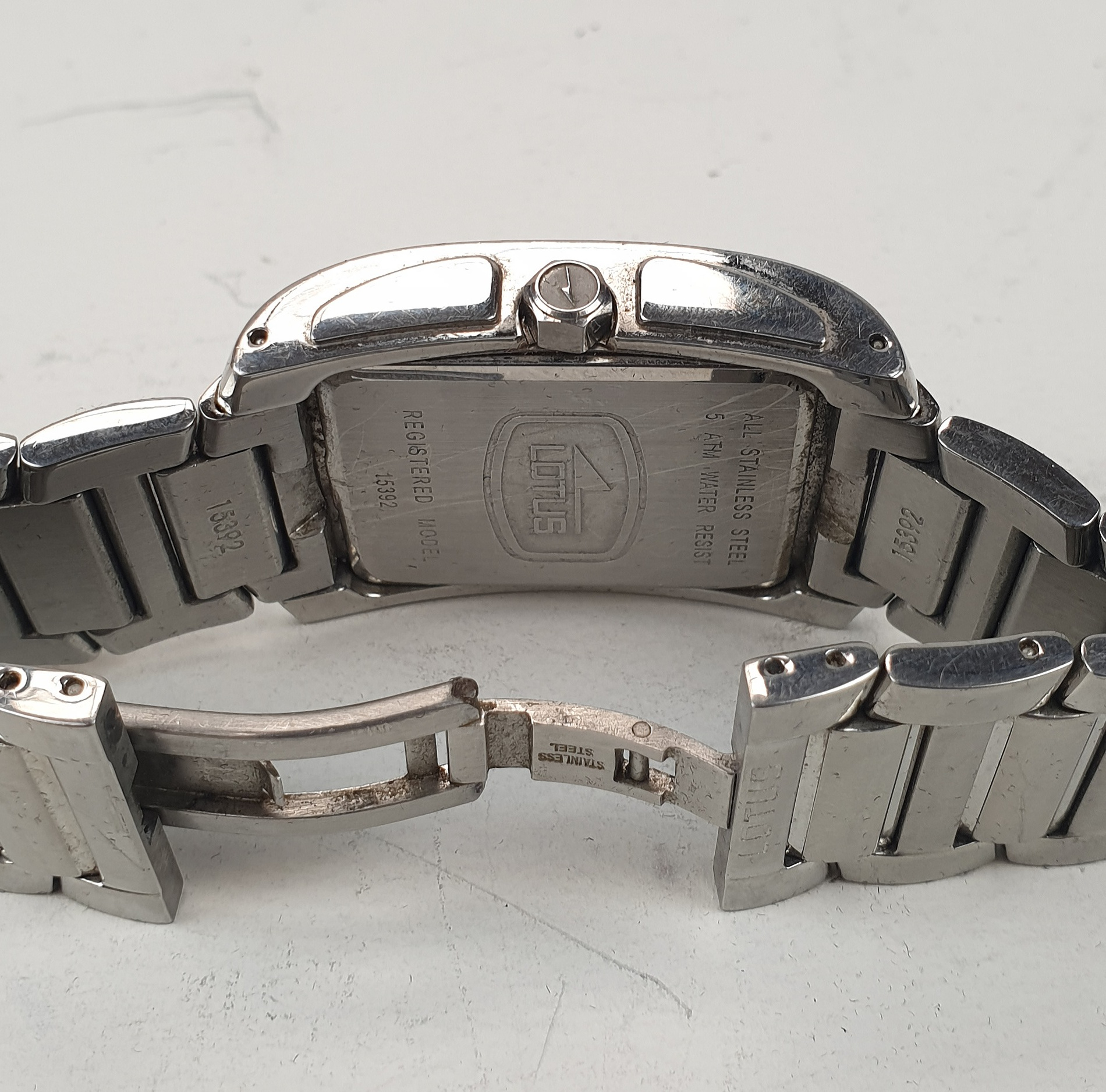 Voir photo 5 de Montre Lotus Homme Réf. 15392/5 Montre Lotus Homme Réf. 15392/5 Bon état reconditionné photo 5