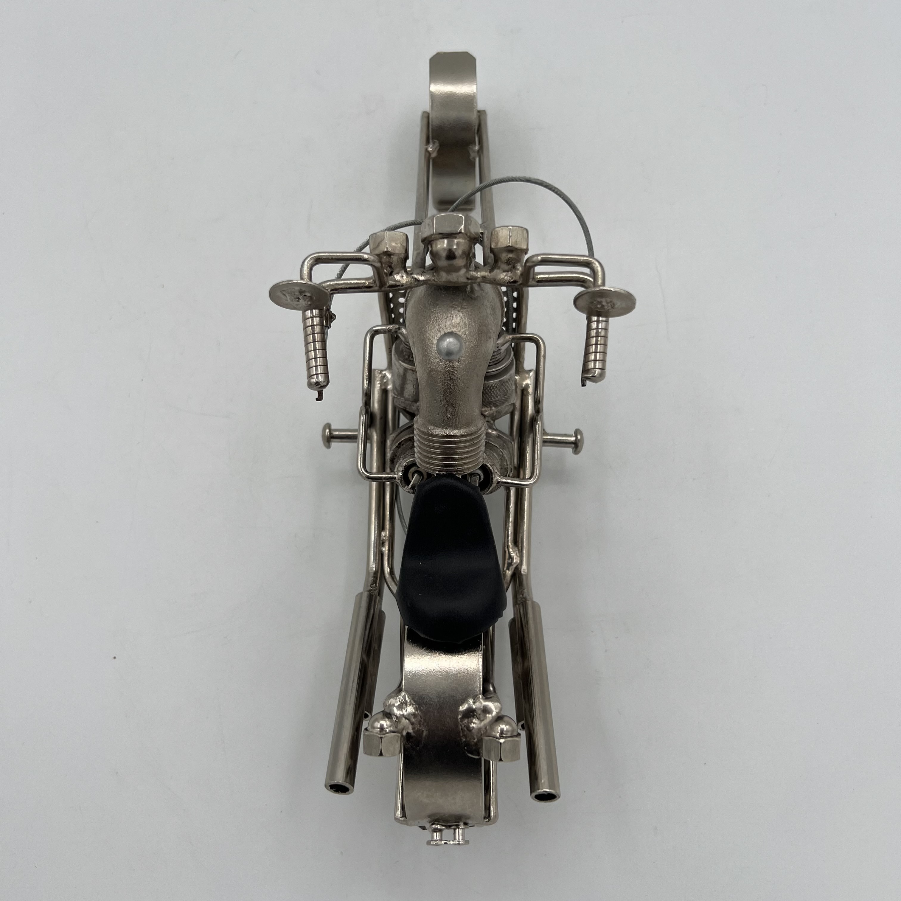 Voir photo 4 de Moto miniature métallique décoratif Moto miniature métallique décoratif Très bon état reconditionné photo 4