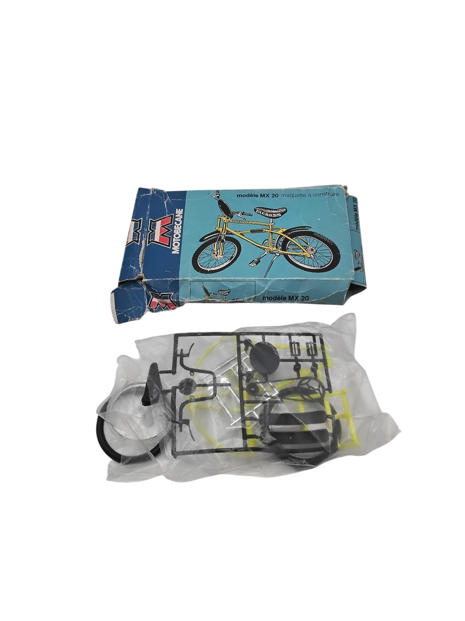 Motobecane modèle MX20 vélo - maquette à construire Bon état - 25,00 € Motobecane modèle MX20 vélo - maquette à construire Bon état reconditionné disponible sur Label Emmaüs