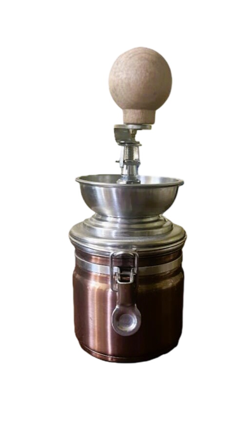 Moulin à café en inox "La Cafetière" Bon état - 20,00 € Moulin à café en inox "La Cafetière" Bon état reconditionné disponible sur Label Emmaüs