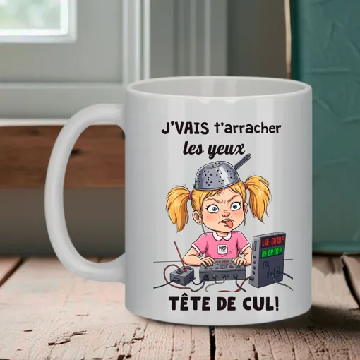 Acheter Mug Drôle "J'Vais T'Arracher Les Yeux Tête De Cul" Punchline Culte Et Design Fun occasion - 14,99 € Mug Drôle "J'Vais T'Arracher Les Yeux Tête De Cul" Punchline Culte Et Design Fun occasion reconditionné disponible sur Rakuten