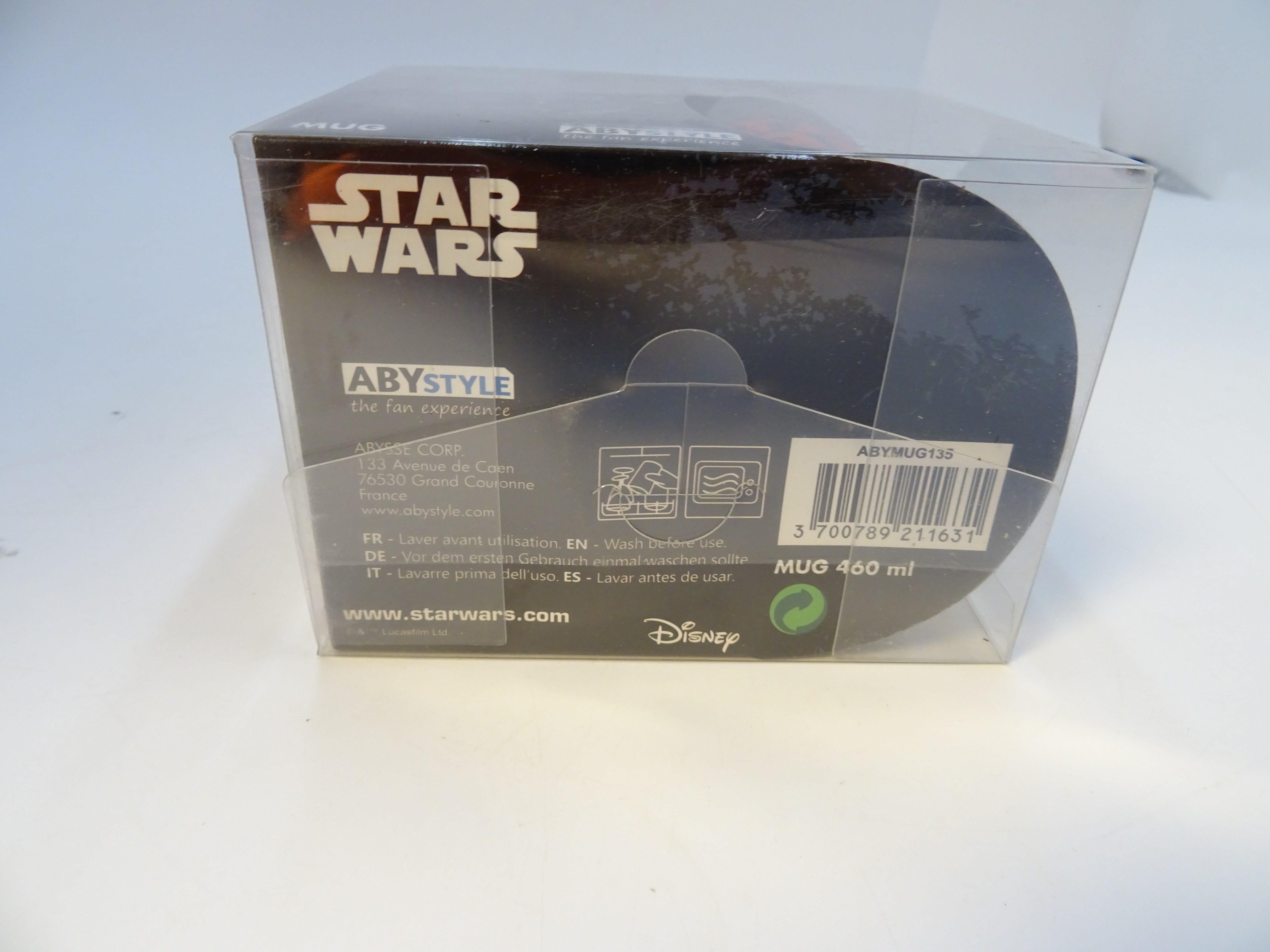Voir photo 4 de Mug Star Wars 460 ml. Mug Star Wars 460 ml. Parfait état reconditionné photo 4