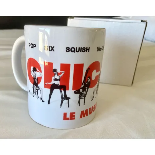 Mug / Tasse À Café / Thé / Chocolat Officiel Comédie Musicale « Chicago » (Fred Ebb / John Kander / Bob Fosse) - Avec Shy¿M, Vanessa Cailhol, Lisa Lanteri¿ Édition Design Limitée Bon état reconditionné disponible sur Rakuten