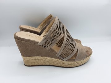 Mules de seconde main - 35,00 € Mules de seconde main reconditionné disponible sur Claquettes Market