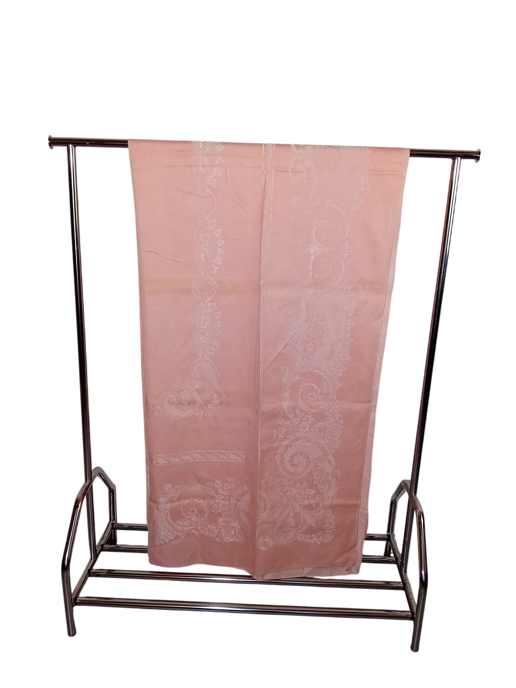 Acheter Nappe Damassée Rose Motifs Floraux (O321) - 10,00 € Nappe Damassée Rose Motifs Floraux (O321) reconditionné disponible sur Label Emmaüs