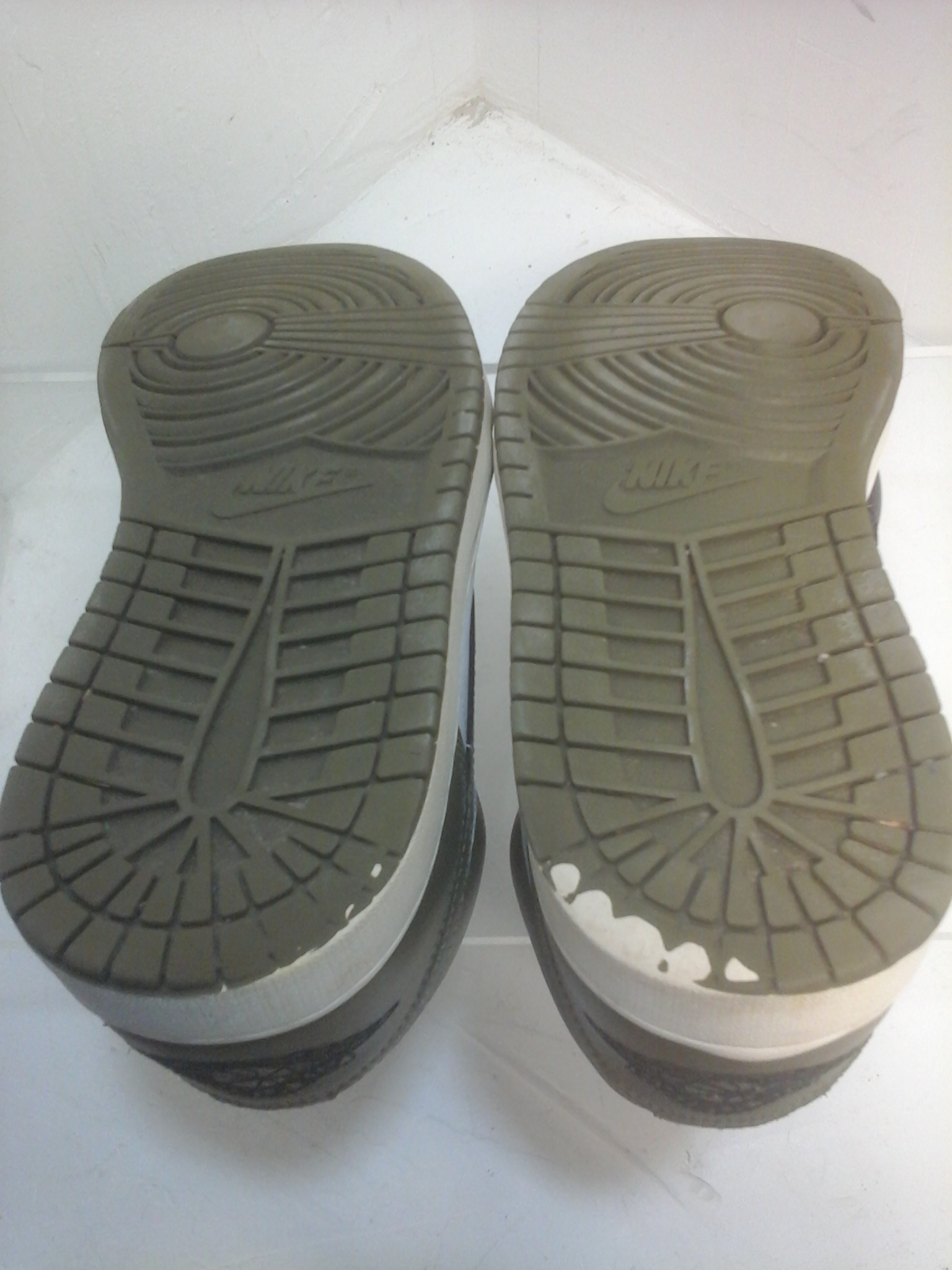 Voir photo 14 de Nike Air Jordan 1 low Nike Air Jordan 1 low Très bon état reconditionné photo 14