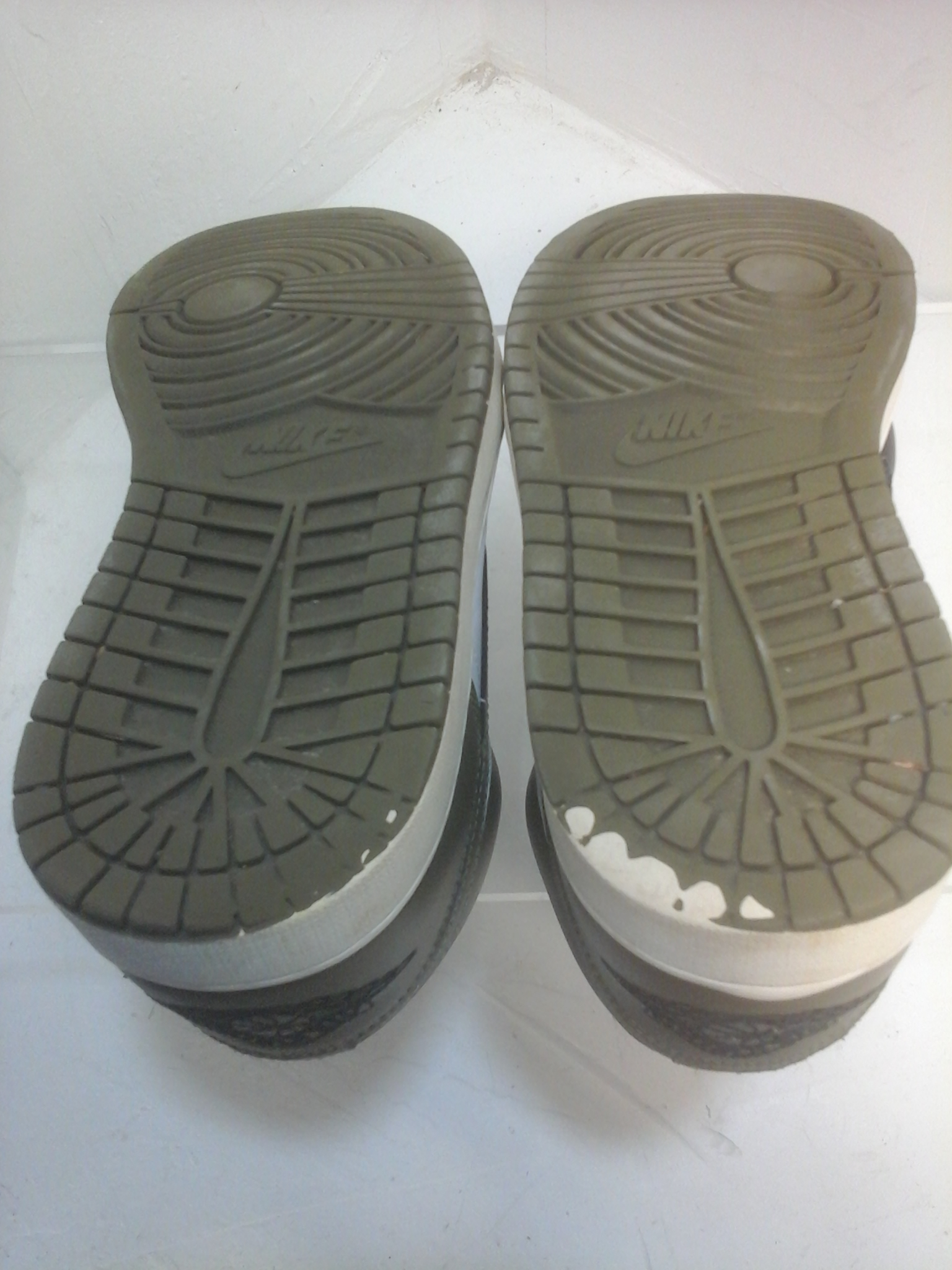 Voir photo 15 de Nike Air Jordan 1 low Nike Air Jordan 1 low Très bon état reconditionné photo 15