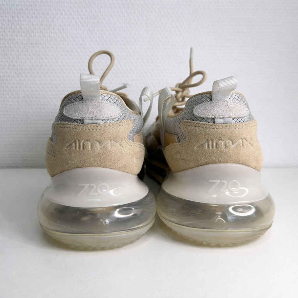 Voir photo 5 de Nike - Baskets - Daim et cuir Beige gris - Taille 42,5 Nike - Baskets - Daim et cuir Beige gris - Taille 42,5 Très bon état reconditionné photo 5