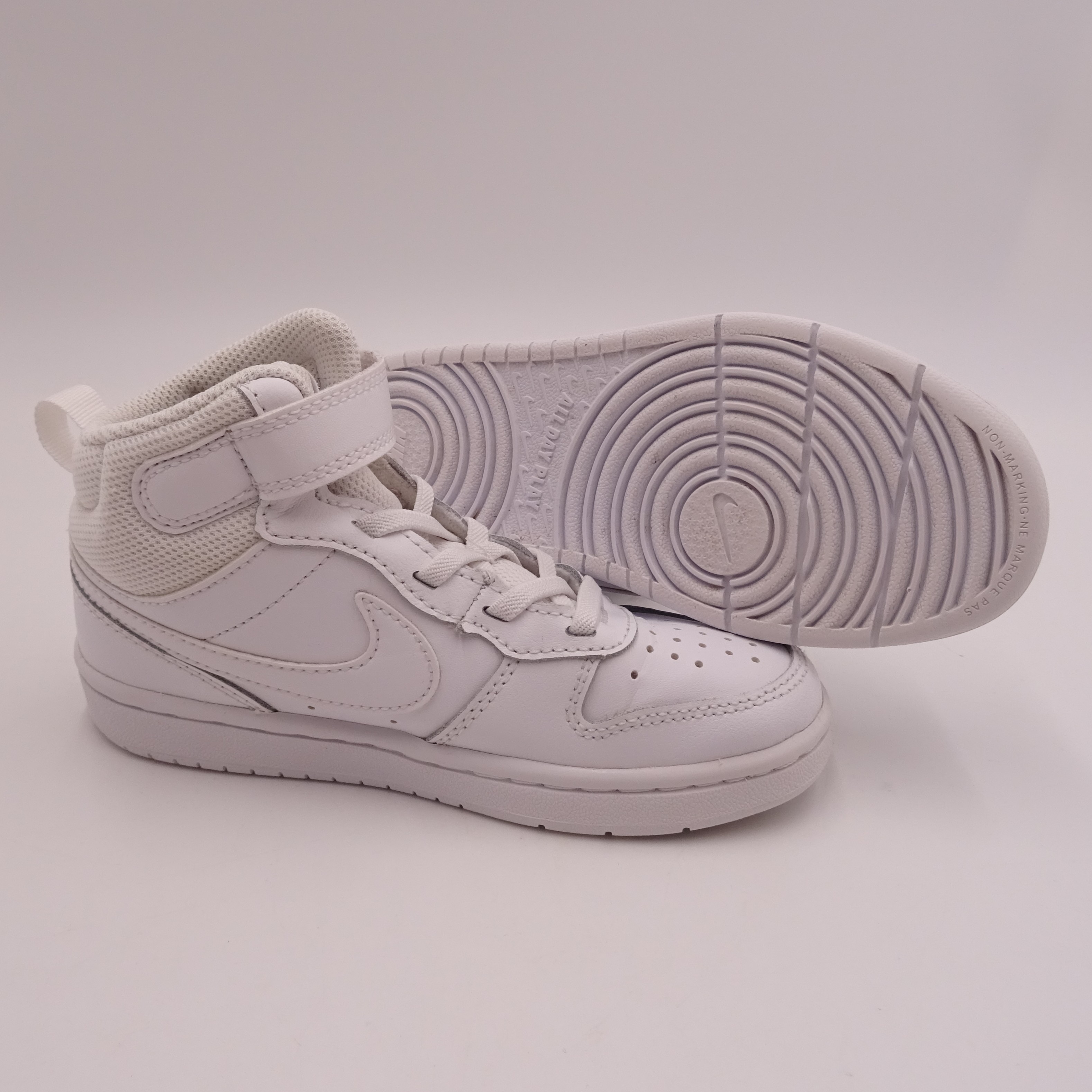 Voir photo 4 de NIKE Baskets taille 29.5 NIKE Baskets taille 29.5 Très bon état reconditionné photo 4