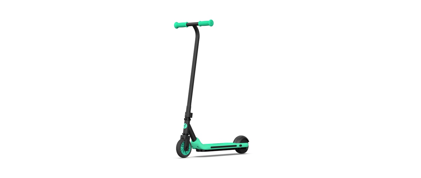 Ninebot by Segway Zing A6 12 km/h Noir, Vert 2,5 Ah - Excellent état Parfait état Ninebot by Segway reconditionné disponible sur Pixmania