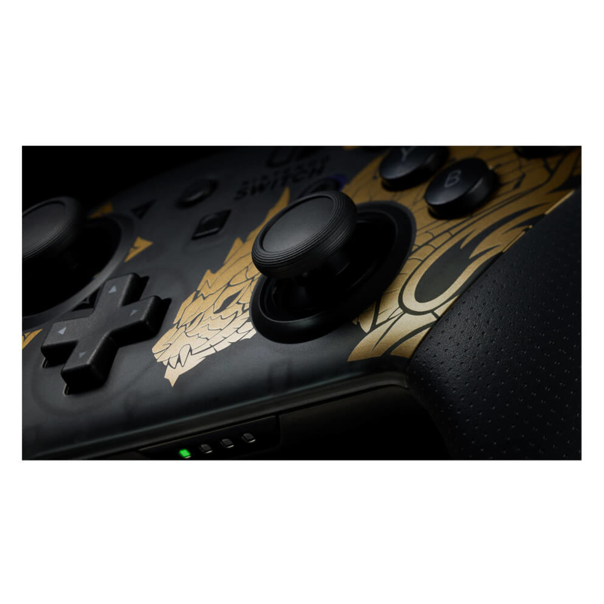 Nintendo Pro Controller Monster Hunter Rise Edition Noir, Or Bluetooth Manette de jeu Analogique/Numérique Nintendo Switch - Excellent état Parfait état Nintendo reconditionné photo 2 | Dero