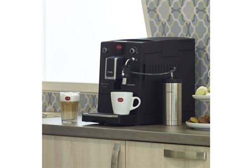 NIVONA Cafe Romatica 6 Series NICR 660 - Machine à café automatique avec mousseur à lait - 15 bar - noir mat/chrome État correct Nivona reconditionné disponible sur Fnac