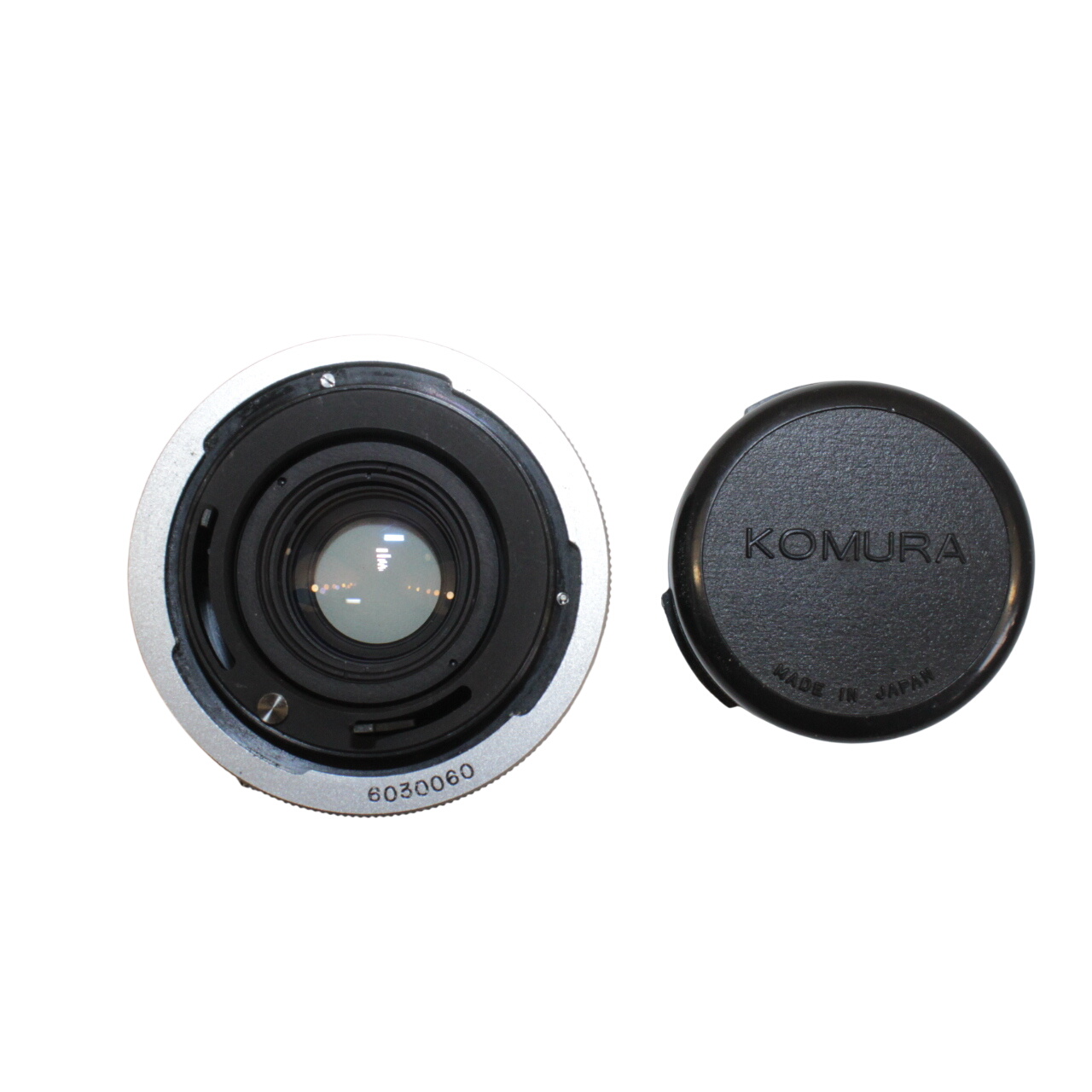 Objectif Komura Lens Très bon état - 15,00 € Objectif Komura Lens Très bon état reconditionné disponible sur Label Emmaüs