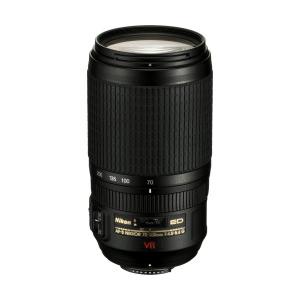 Objectif Objectif NIKON ED AF Nikkor 70 - 300 mm f/4.5-5.6 Nikon ED 70-300mm f/4.5-5.6 Parfait état reconditionné disponible sur Backmarket