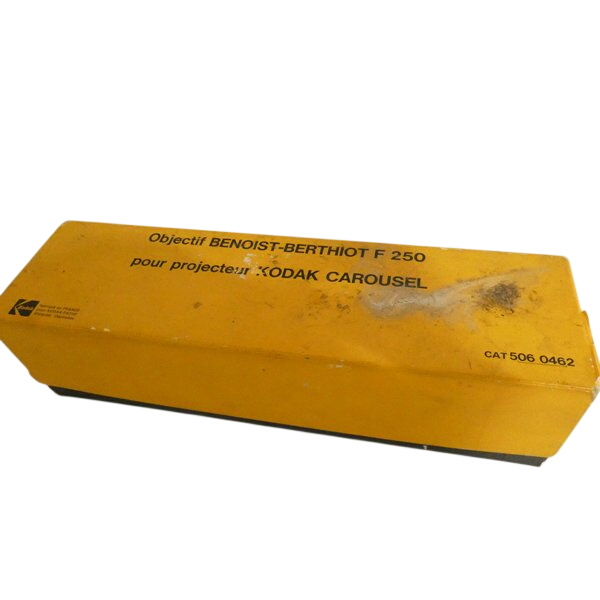 Objectif pour projecteur Kodak CAROUSEL, BENOIST-BERTHIOT F250 Très bon état - 49,00 € Objectif pour projecteur Kodak CAROUSEL, BENOIST-BERTHIOT F250 Très bon état reconditionné disponible sur Label Emmaüs