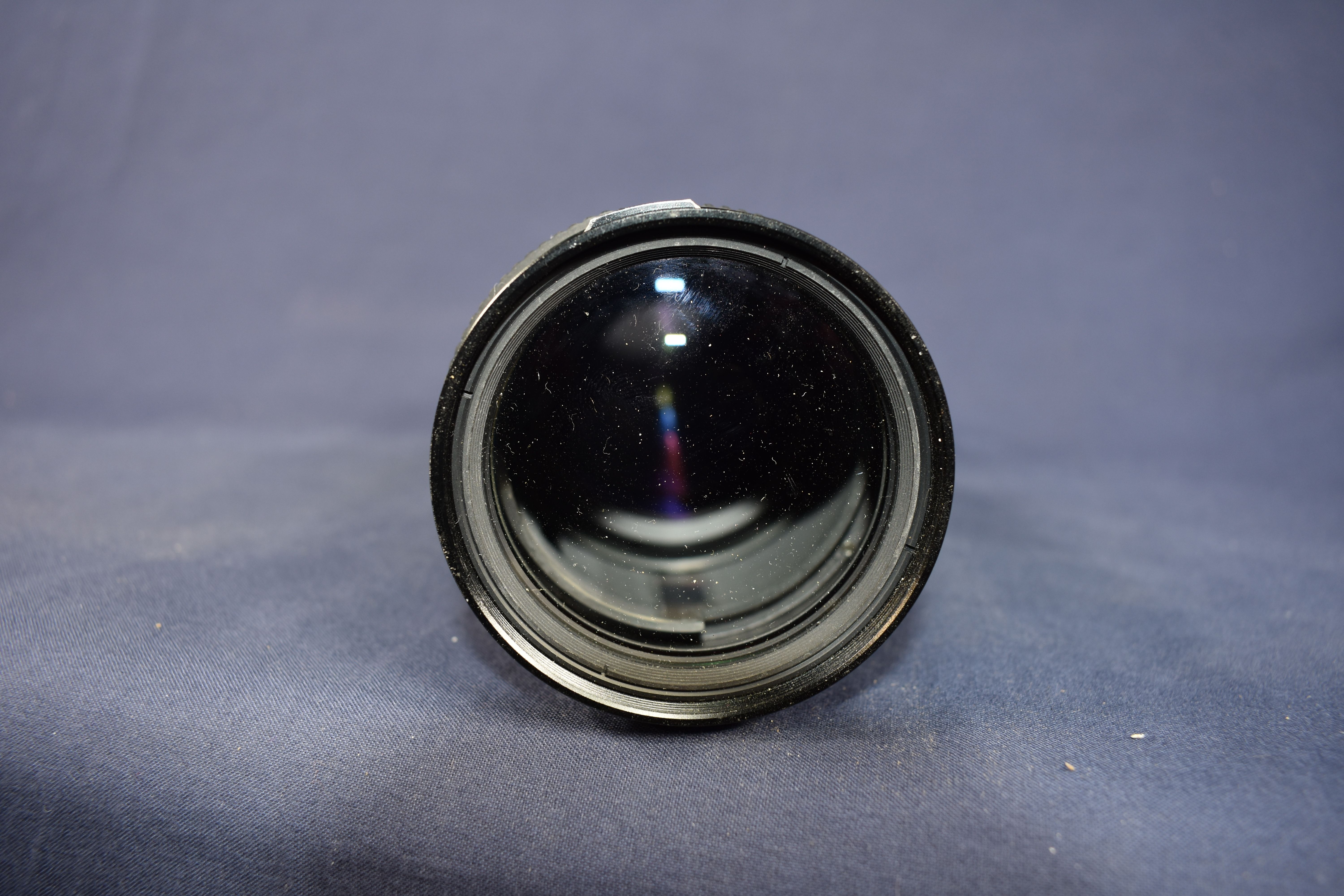 Voir photo 3 de Objectif TAMRON SP 60-300, 1: 3.8 - 5.4, longueur 22 diamètre 6.5 cm. Objectif TAMRON SP 60-300, 1: 3.8 - 5.4, longueur 22 diamètre 6.5 cm. Bon état reconditionné photo 3