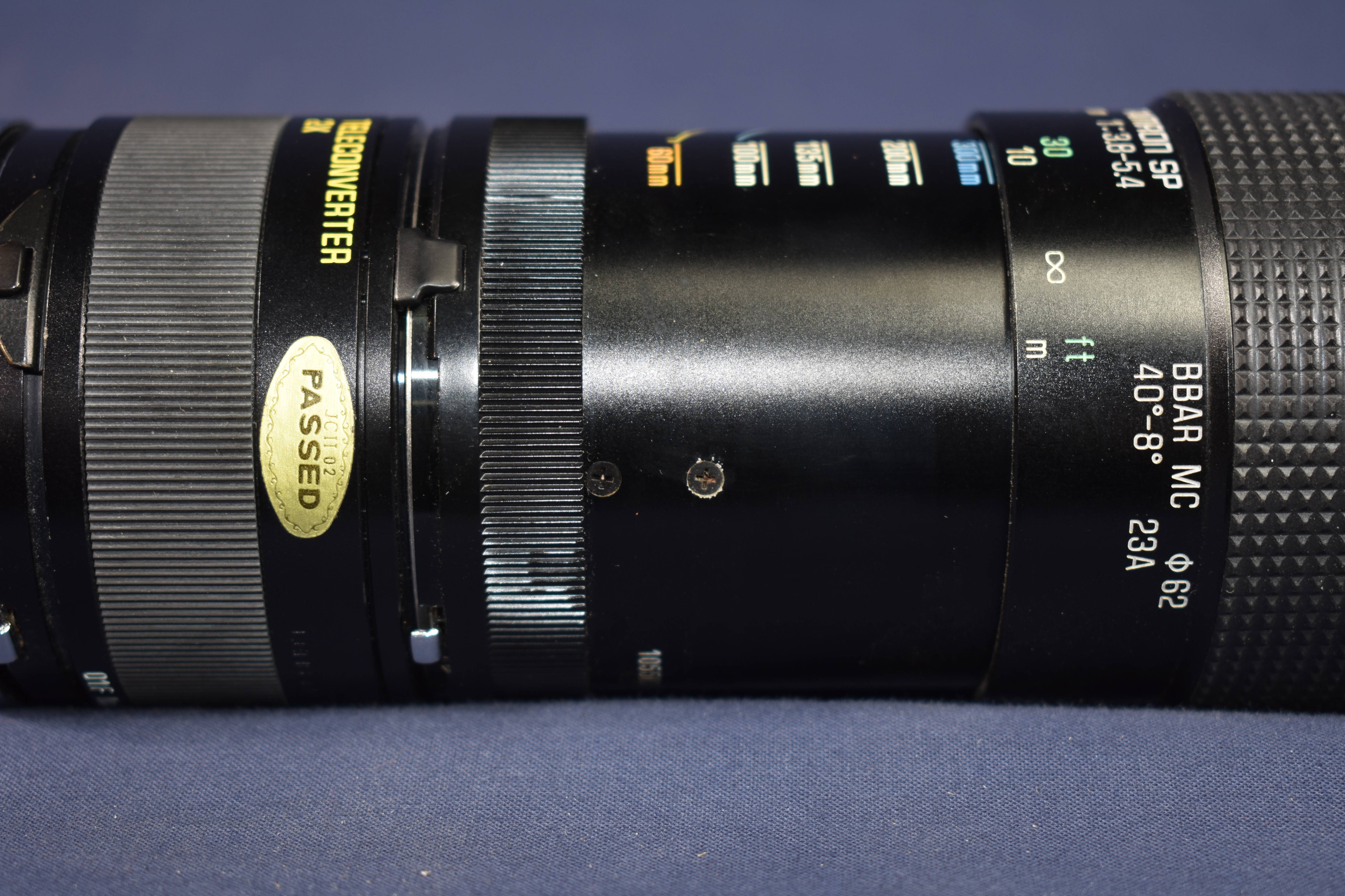 Voir photo 8 de Objectif TAMRON SP 60-300, 1: 3.8 - 5.4, longueur 22 diamètre 6.5 cm. Objectif TAMRON SP 60-300, 1: 3.8 - 5.4, longueur 22 diamètre 6.5 cm. Bon état reconditionné photo 8
