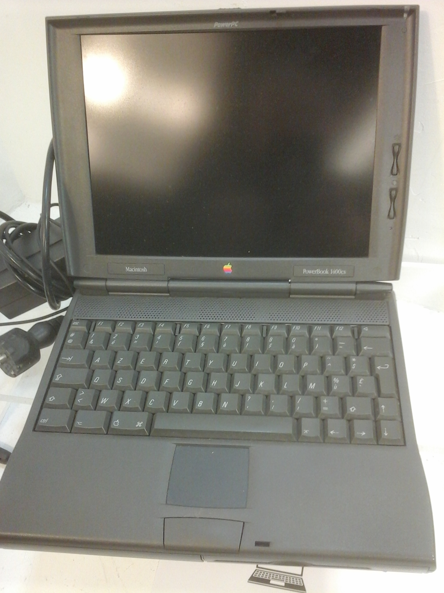 Voir photo 2 de Ordinateur portable Macintoch Ordinateur portable Macintoch Bon état reconditionné photo 2