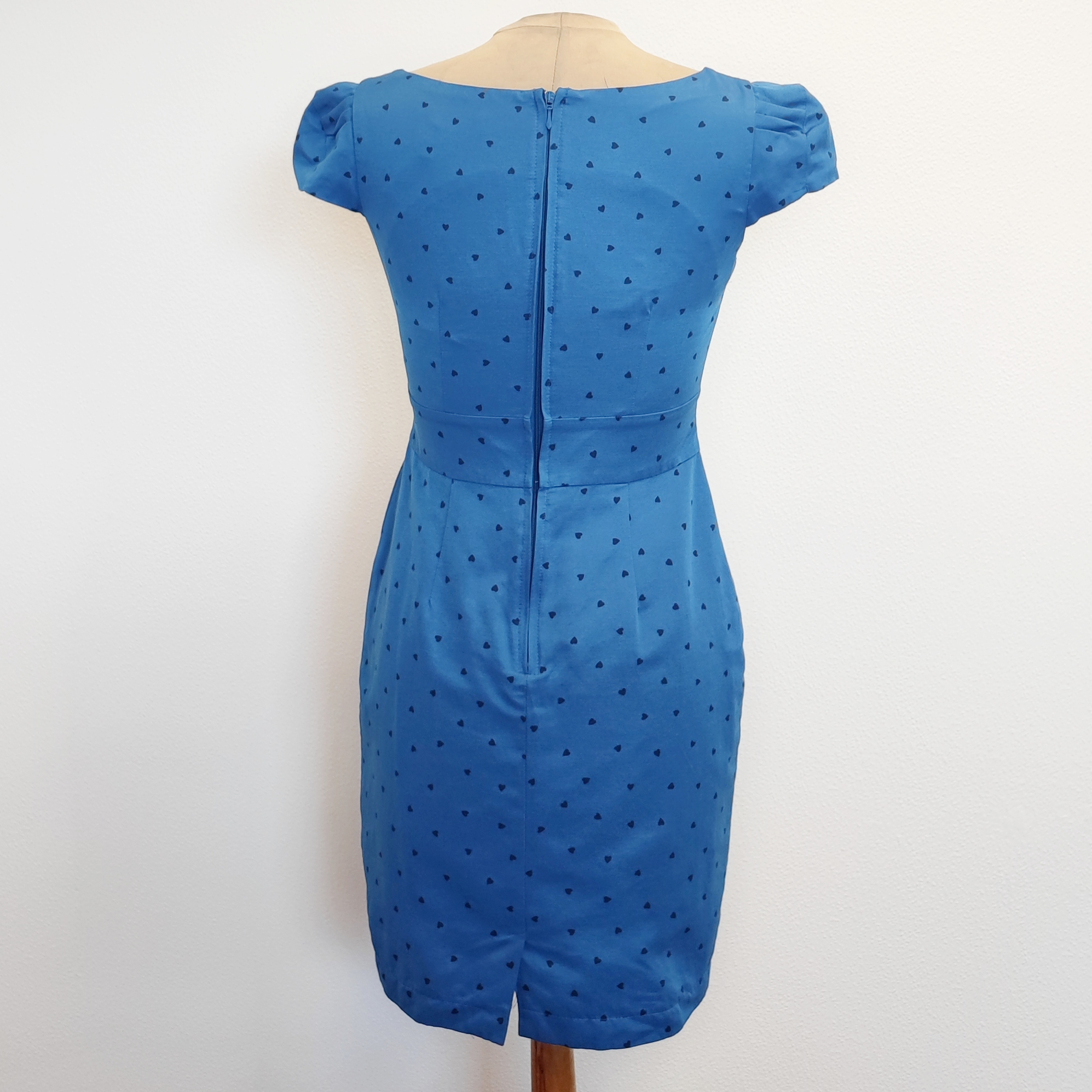 Voir photo 4 de ❤ ORSAY - Robe fourreau cœur - 36 - Femme ❤ ORSAY - Robe fourreau cœur - 36 - Femme Très bon état reconditionné photo 4
