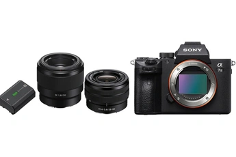 PACK A7 III + FE 28-60mm + FE 50mm F/1,8 + 2ème Batterie Bon état Sony reconditionné disponible sur Darty