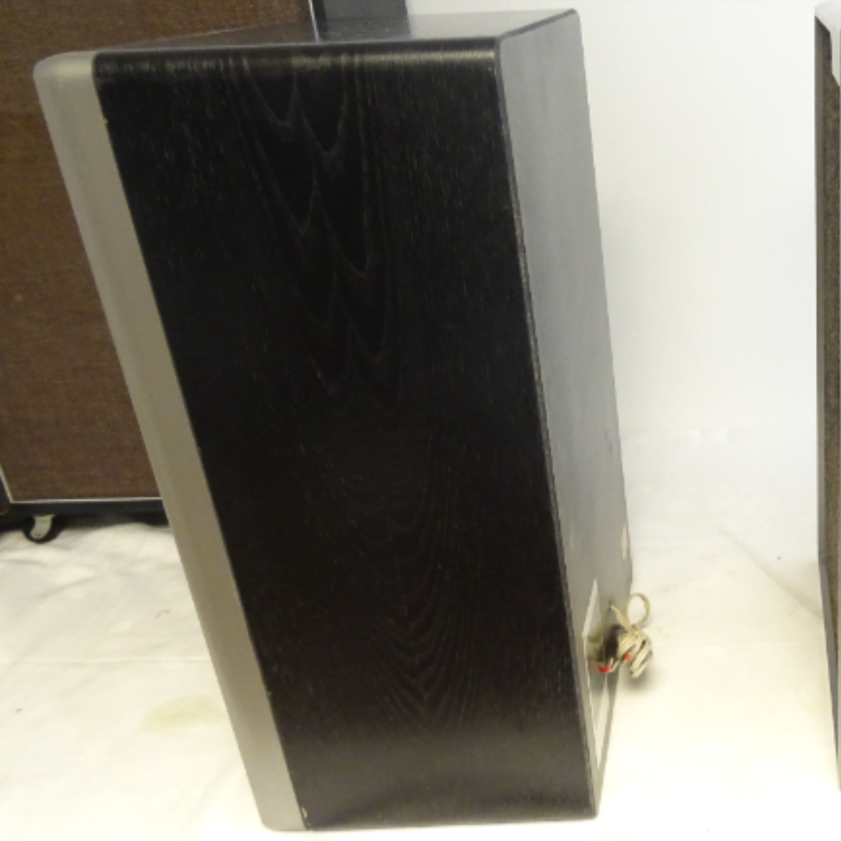 Voir photo 4 de Paire d'enceinte Philips 22AH466 Paire d'enceinte Philips 22AH466 Bon état reconditionné photo 4