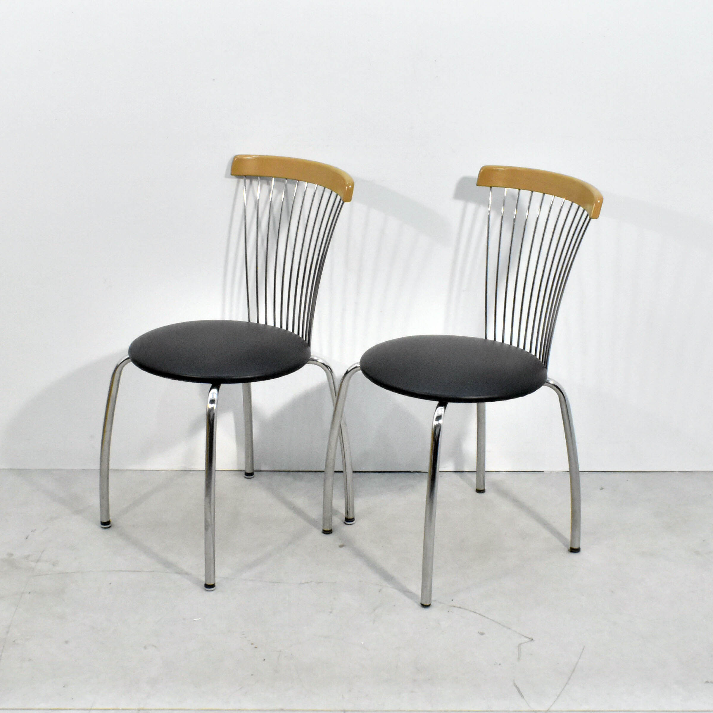 Voir photo 3 de Paire de Chaises de Cuisine - Efferzeta® Yellow Living Paire de Chaises de Cuisine - Efferzeta® Yellow Living Bon état reconditionné photo 3