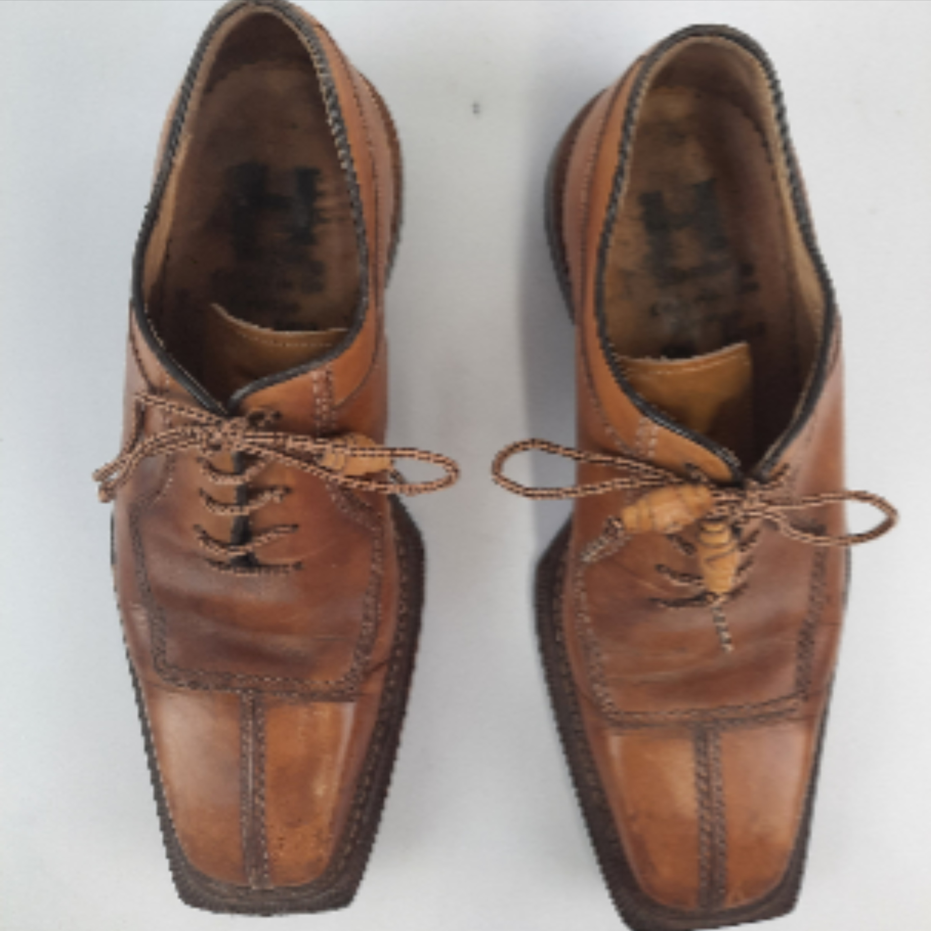 Voir photo 2 de Paire de chaussure Harris Firenze Paire de chaussure Harris Firenze État correct reconditionné photo 2