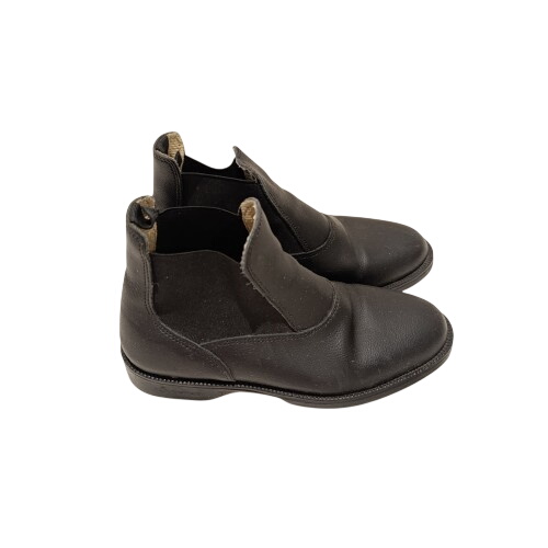 Acheter Paire de chaussures noire taille 38 Bon état - 10,00 € Paire de chaussures noire taille 38 Bon état reconditionné disponible sur Label Emmaüs
