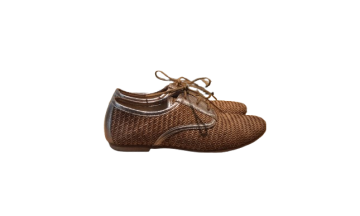 paire de derbies de seconde main - 15,00 € paire de derbies de seconde main reconditionné disponible sur Claquettes Market