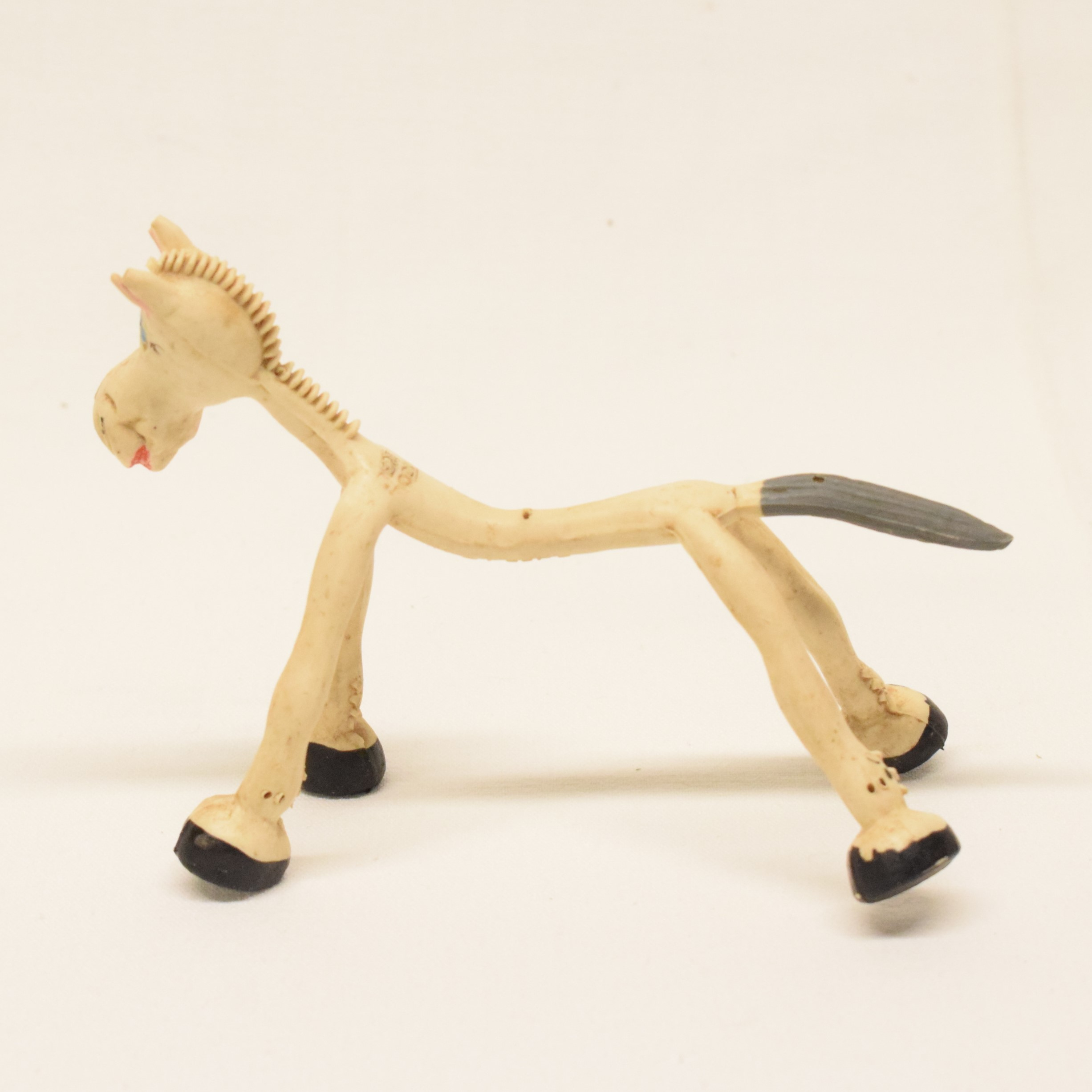 Voir photo 2 de Paire de jouets en gomme souple sur armature fil de fer chien et cheval BRABO années 70 Paire de jouets en gomme souple sur armature fil de fer chien et cheval BRABO années 70 État correct reconditionné photo 2