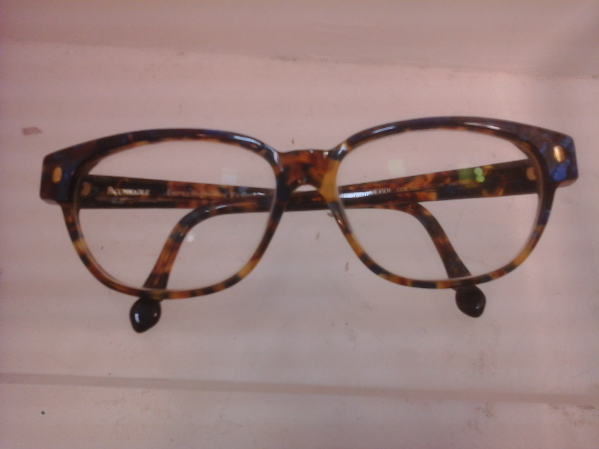 Voir photo 2 de Paire de lunette FAÇONNABLE multicolore Paire de lunette FAÇONNABLE multicolore Très bon état reconditionné photo 2