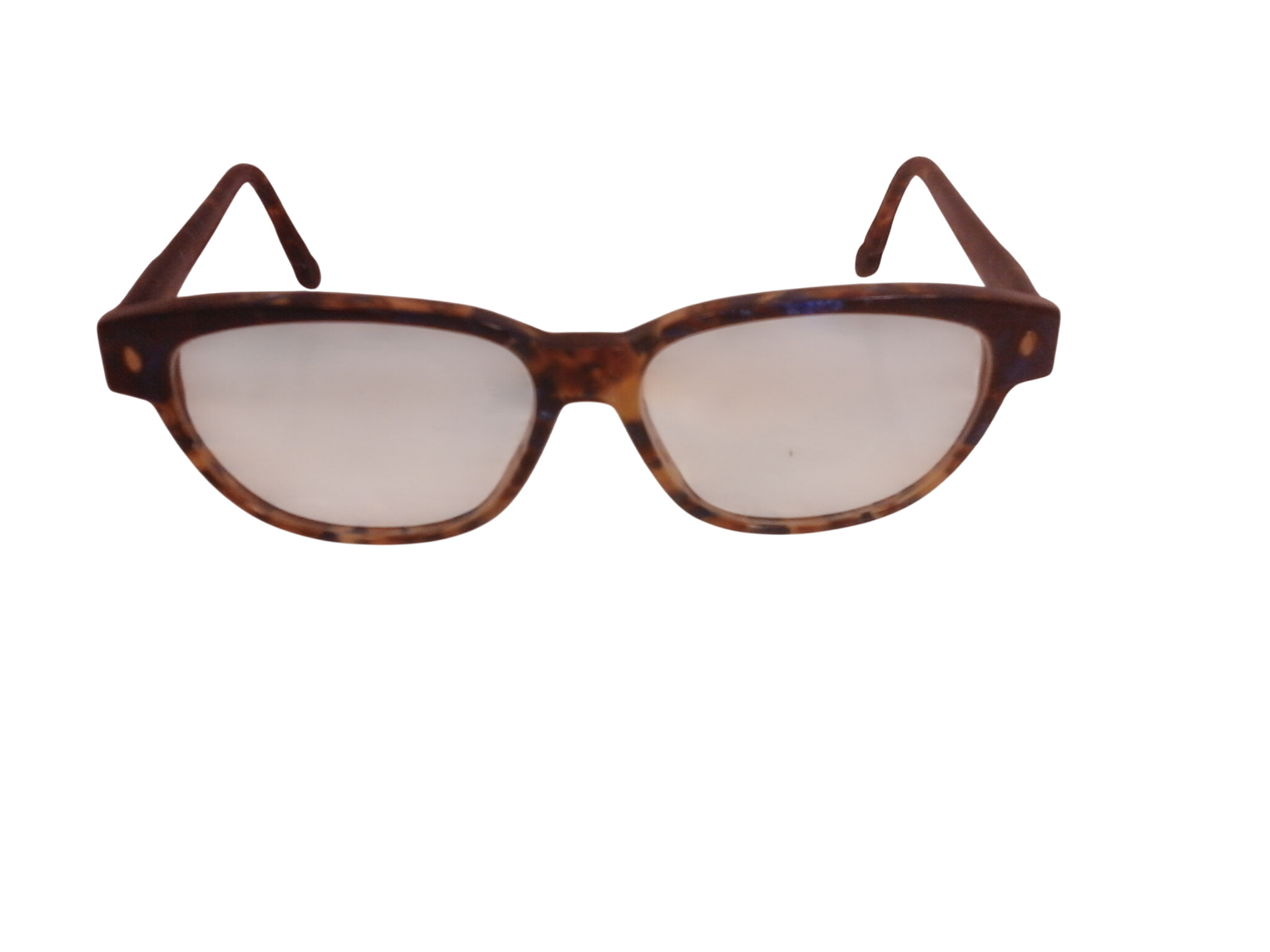 Acheter Paire de lunette FAÇONNABLE multicolore Très bon état - 15,00 € Paire de lunette FAÇONNABLE multicolore Très bon état reconditionné disponible sur Label Emmaüs