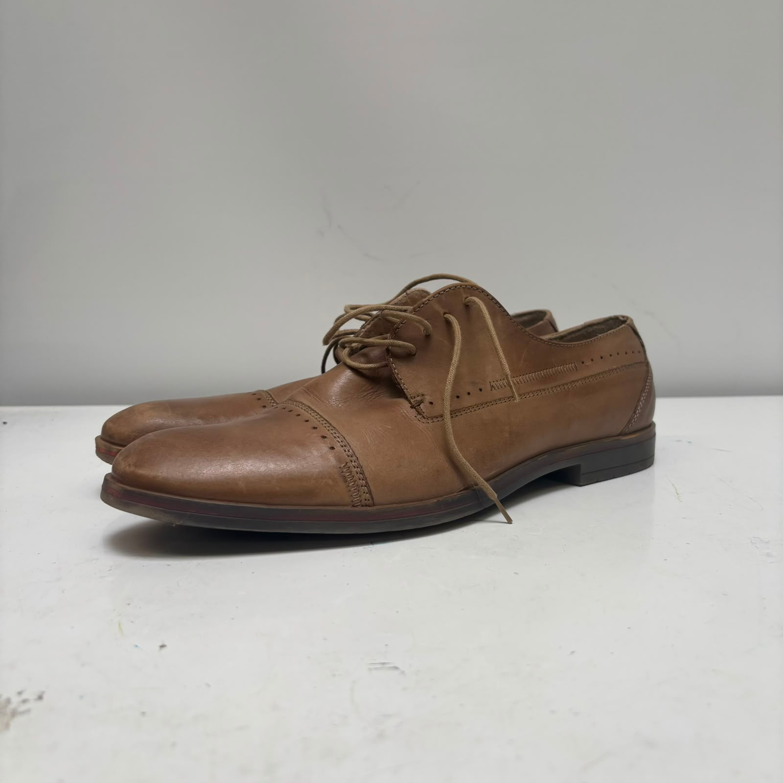 Voir photo 2 de Paire de mocassins Carlington taille 44 Paire de mocassins Carlington taille 44 Bon état reconditionné photo 2