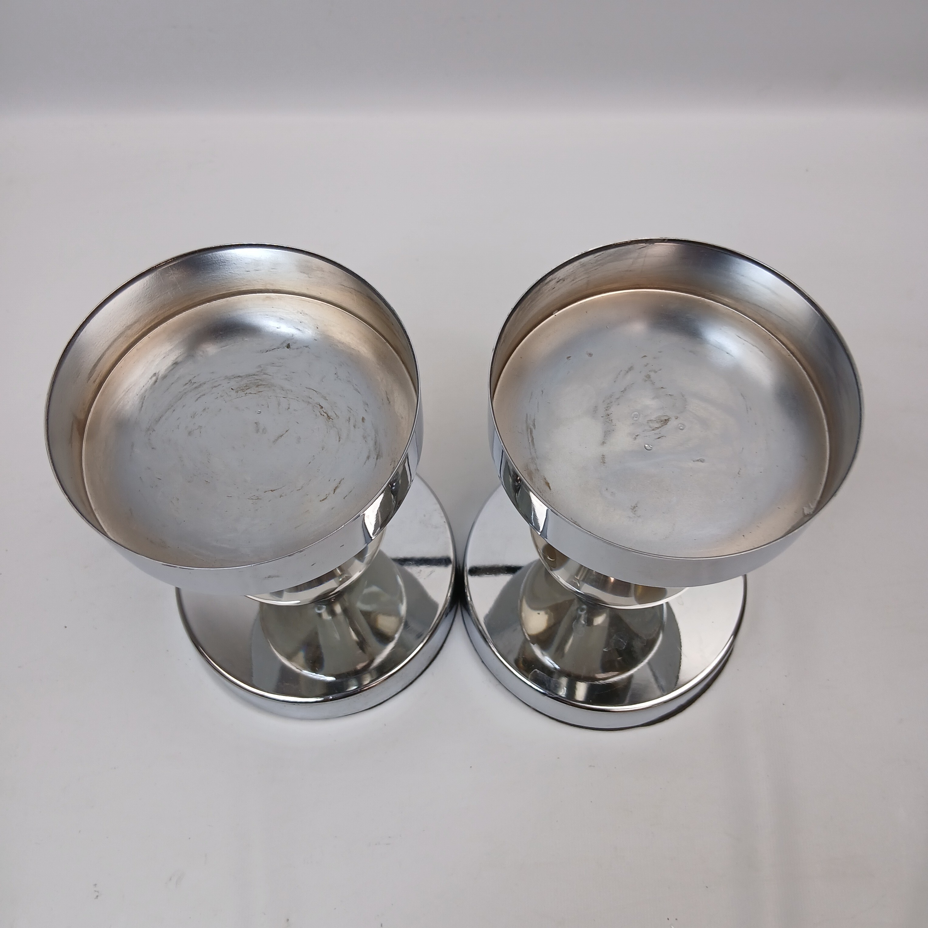 Voir photo 3 de Paire de porte bougies métal et verre Paire de porte bougies métal et verre Bon état reconditionné photo 3