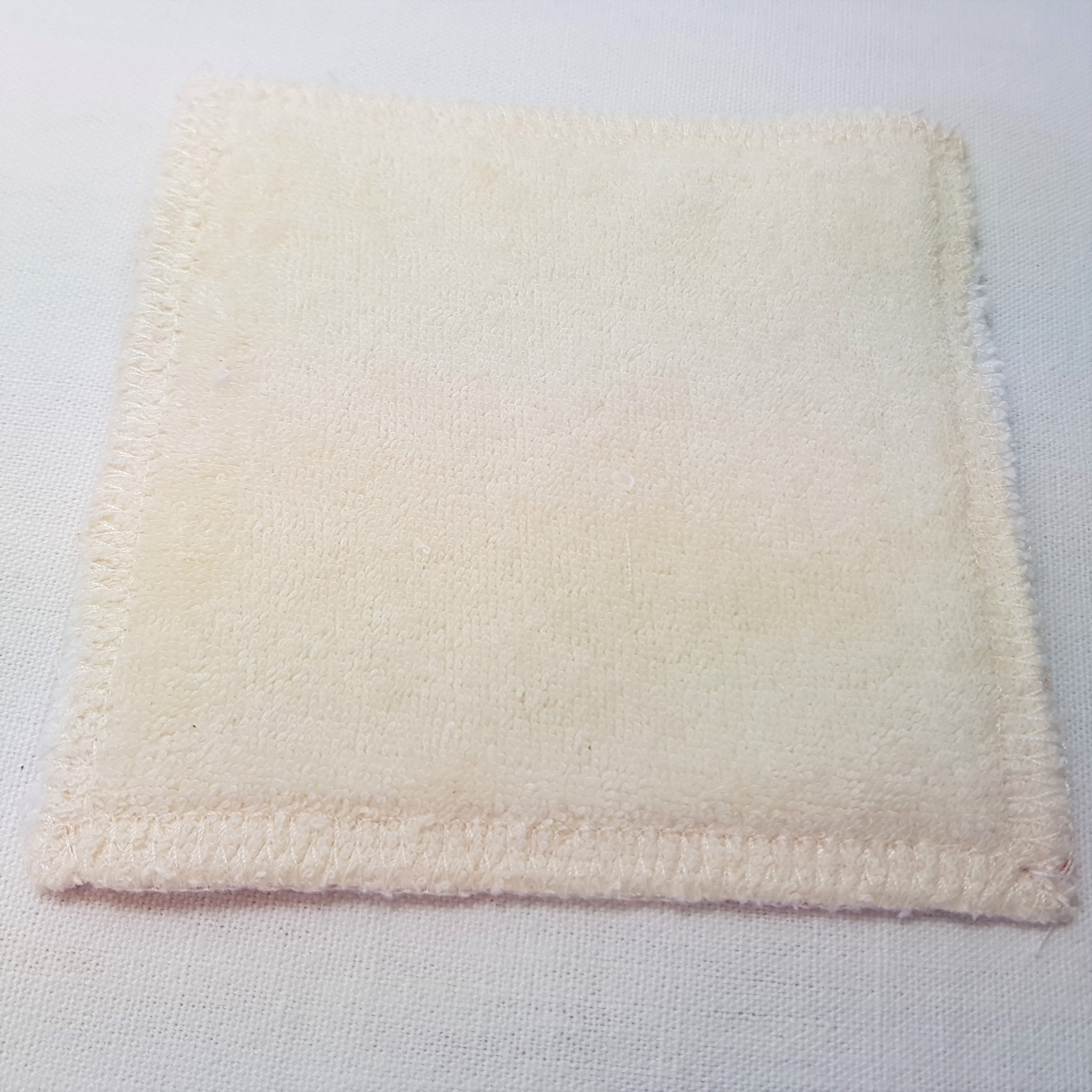 Voir photo 6 de Panier "garni" zéro-déchet salle de bain : 7 Lingettes lavables Oeko-Tex+ pochette à savon imperméable ok Panier "garni" zéro-déchet salle de bain : 7 Lingettes lavables Oeko-Tex+ pochette à savon imperméable ok Parfait état reconditionné photo 6