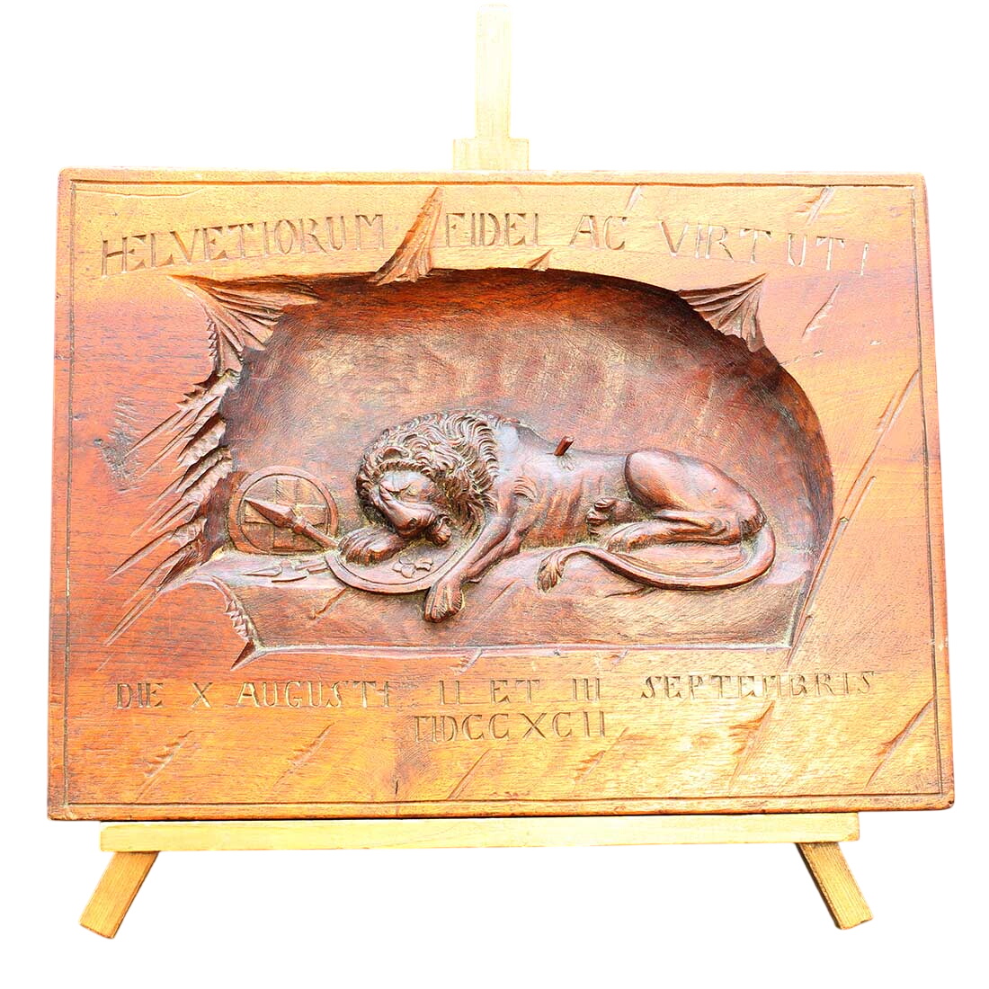 Panneau en bois "le lion de Lucerne" - 95,00 € Panneau en bois "le lion de Lucerne" reconditionné disponible sur Label Emmaüs