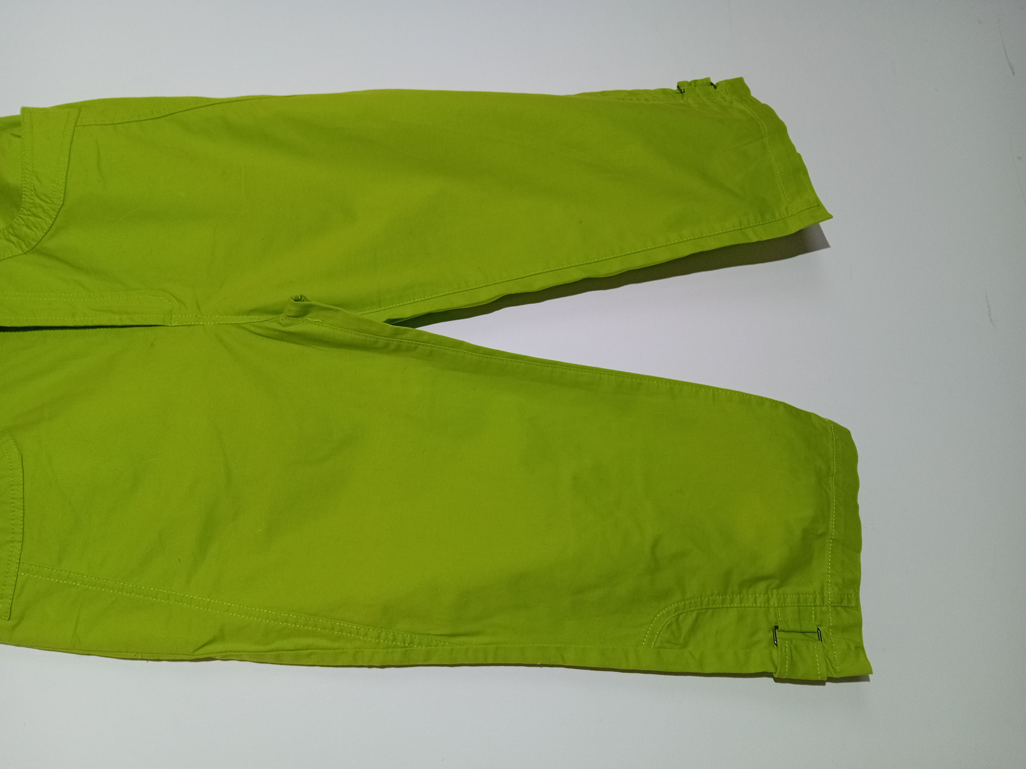 Voir photo 4 de Pantacourt Capri Vert Citron A-vee Fundamentals Taille M (T5441) Pantacourt Capri Vert Citron A-vee Fundamentals Taille M (T5441) Très bon état reconditionné photo 4