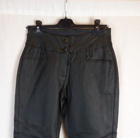 Voir photo 2 de Pantalon - 38 Pantalon - 38 Parfait état reconditionné photo 2