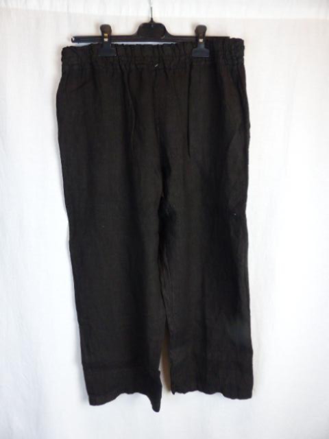 Voir photo 3 de Pantalon - 38 Pantalon - 38 Parfait état reconditionné photo 3