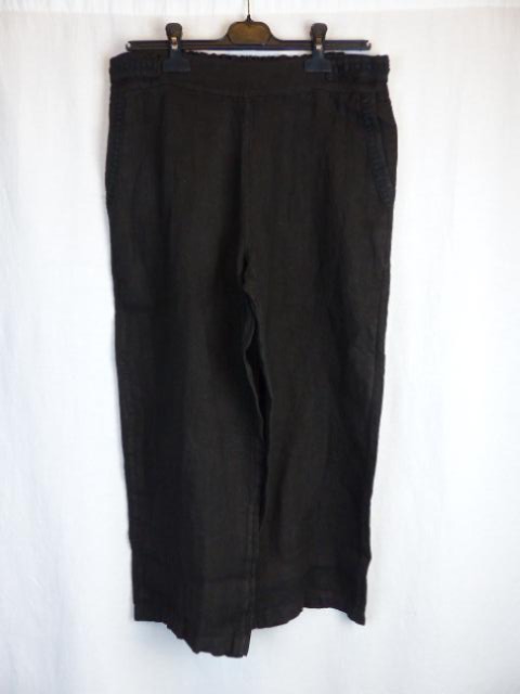 Acheter Pantalon - 38 Parfait état - 10,00 € Pantalon - 38 Parfait état reconditionné disponible sur Label Emmaüs