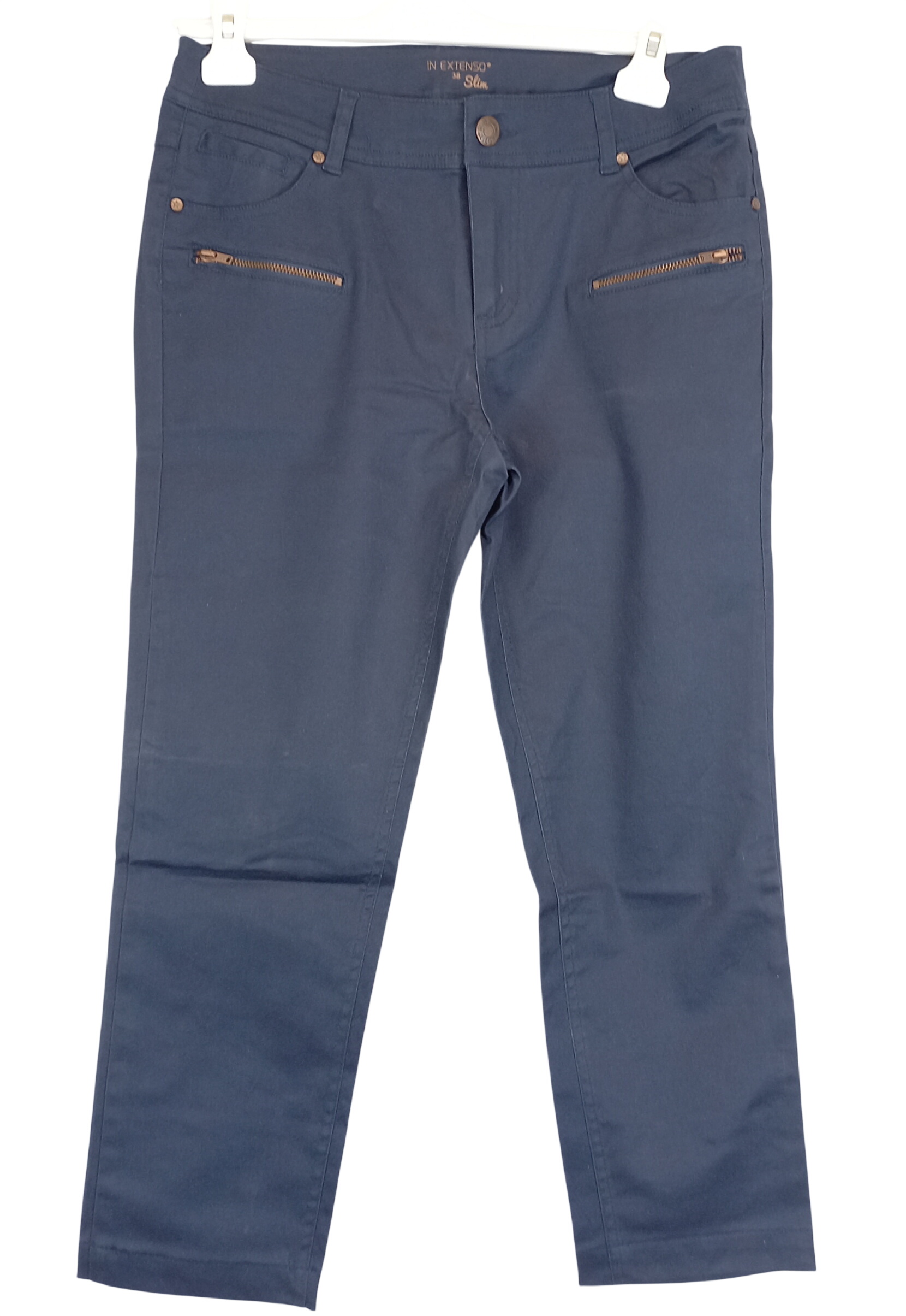 Acheter Pantalon bleu marine ciré avec zips "in extenso" slim T38 Très bon état - 10,90 € Pantalon bleu marine ciré avec zips "in extenso" slim T38 Très bon état reconditionné disponible sur Label Emmaüs