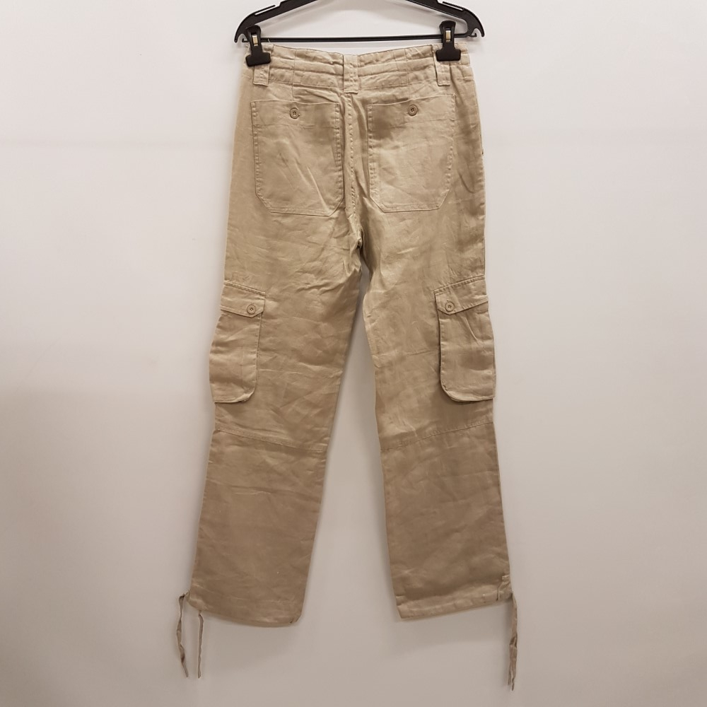 Voir photo 2 de Pantalon cargo beige - 3 SUISSES - Taille 38 Pantalon cargo beige - 3 SUISSES - Taille 38 Très bon état reconditionné photo 2