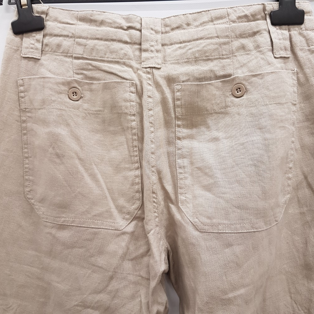 Voir photo 6 de Pantalon cargo beige - 3 SUISSES - Taille 38 Pantalon cargo beige - 3 SUISSES - Taille 38 Très bon état reconditionné photo 6